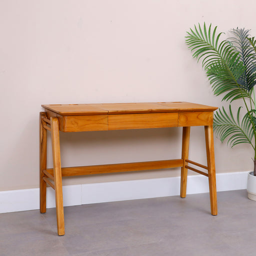 Enhance your bedroom with our exquisitely crafted dressing table, designed for both style and practicality. Made from high-quality, durable wood, this dressing table offers a sleek, natural finish that complements any décor.
Overall dimensions:Width 110cm × depth 51cm × height 76cm