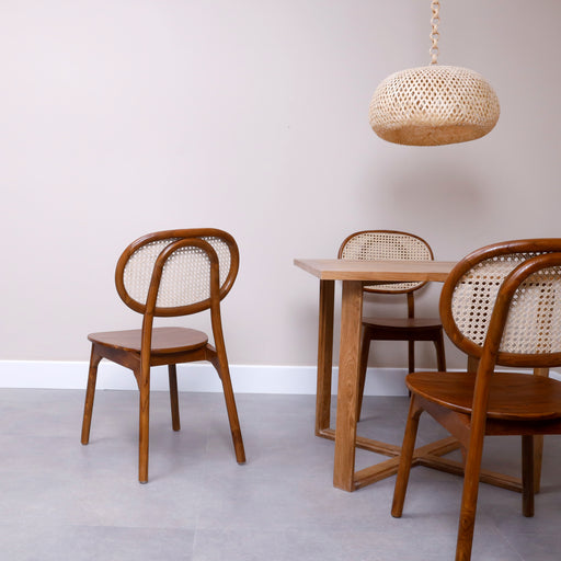 No matter the occasion, these stylish chairs, take a page from your dining room, a classic piece that is as timeless as they come.
Dimensions -Seating W46cm X D43cm approxSeating height 46cm approxTotal height 88cm approx