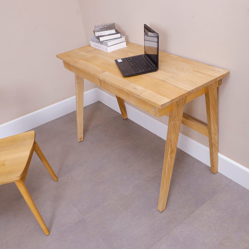 Our Bradley Study Desk combines modern aesthetics with practicality, making it the ideal workspace for your home or office. Crafted from premium wood, this desk features smooth lines and a minimalist design, adding a touch of elegance to any room. Its spacious tabletop provides ample room for your computer, books, and study materials, while the slim, streamlined frame saves space and ensures easy movement.
Total dimensions:
Length:110cm
Width:51cm
Height:76cm