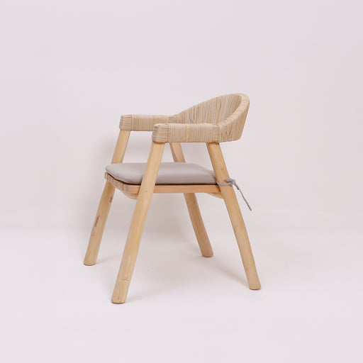 The Capri Dining Chair combines modern elegance with a comfortable seating experience, ideal for any dining area. Its premium materials and sleek design make it a stylish addition to contemporary homes.