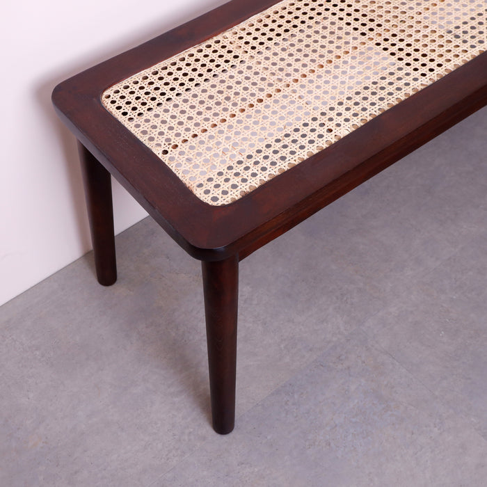 Amina Bench