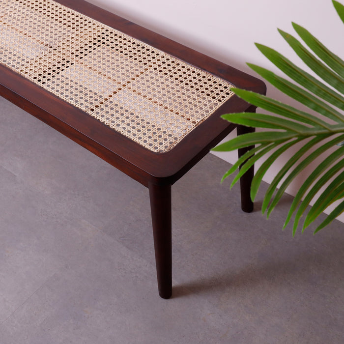 Amina Bench