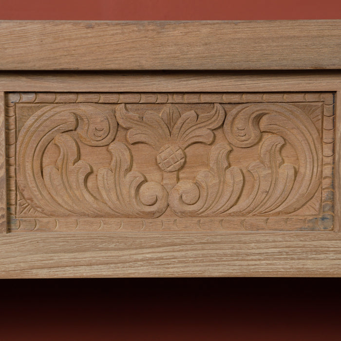 Chunky Florence Console