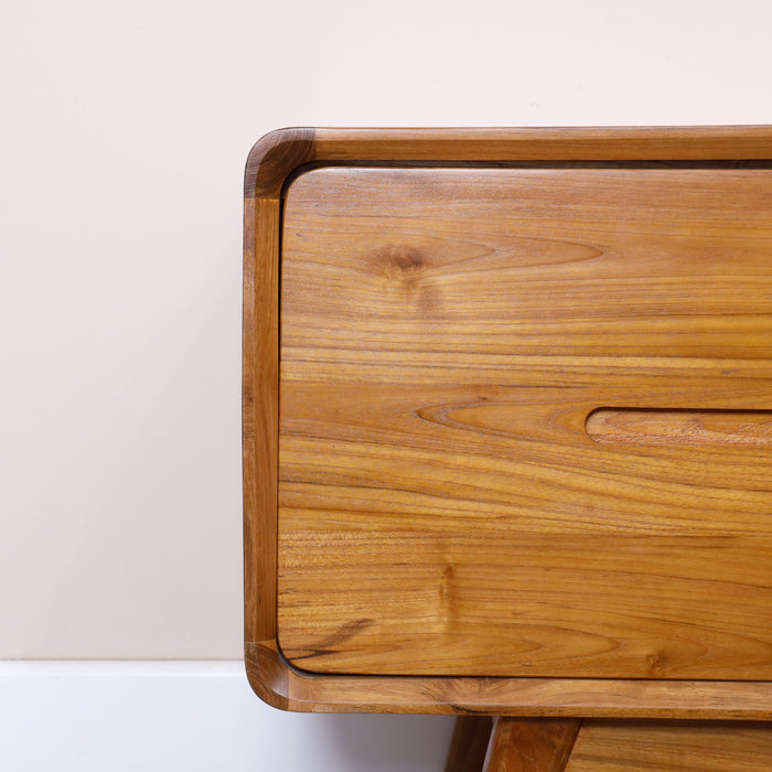 Solace TV Console
