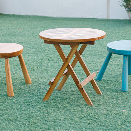 No matter the occasion, these stylish chairs, take a page from your kid's room—a classic piece that is as timeless as they come. 
Dimensions - Seating : 36cm x 35cmTotal height : 71cm Seating to floor : 35cm
Note : To customize the color, contact customer support directly - 0523391276