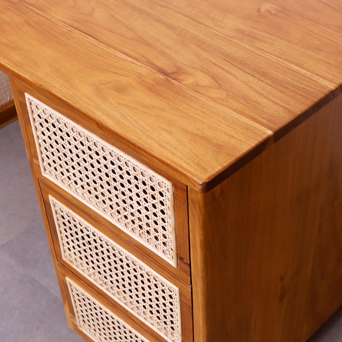 Dacia work desk