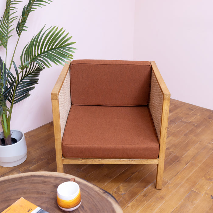 Luang Lounge Chair