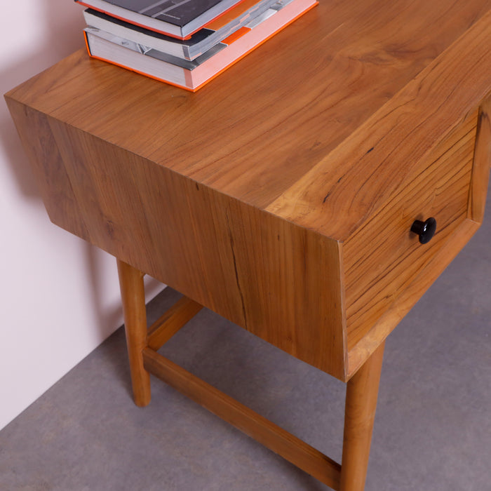 Larson Study Desk