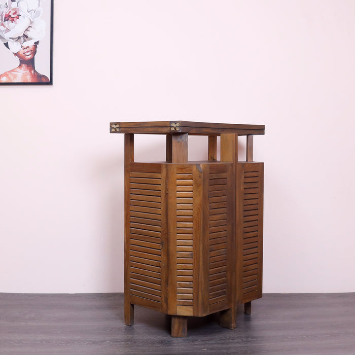 Hida Foldable Bar