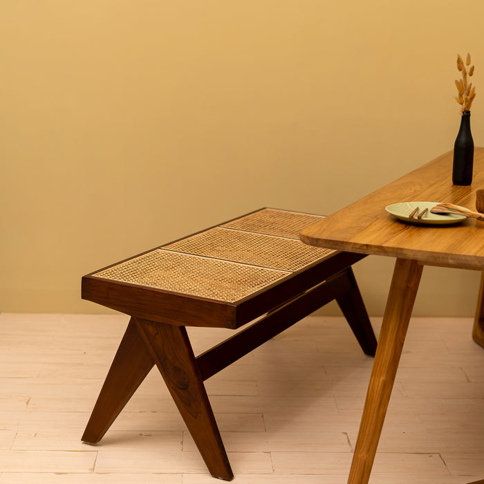 Ariel Bench
