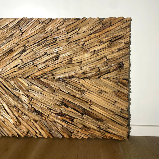Add an instant touch of style to your decor with this carved decor. Perfect for those who love something different. 
Dimension - H110cm x W240cm