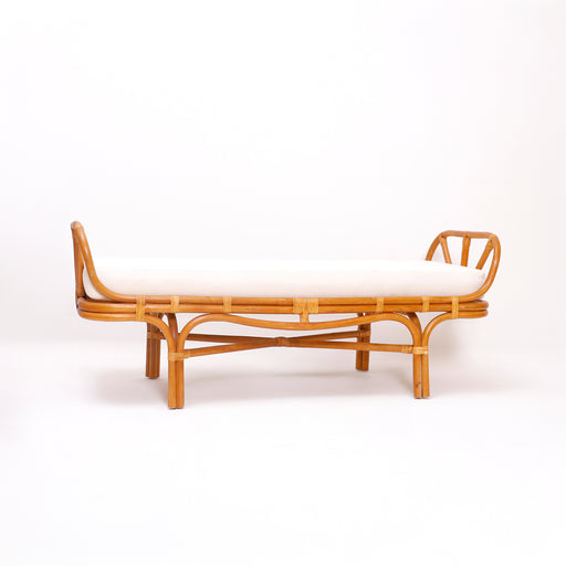 The Parma Seating – a stylish rattan chair with a comfortable cushioned seat and sleek, modern design. Perfect for entryways, bedrooms, or lounge areas
Dimensions - Seating: 145cm x 53cm Total height: 58cm Seating to floor: 46cm