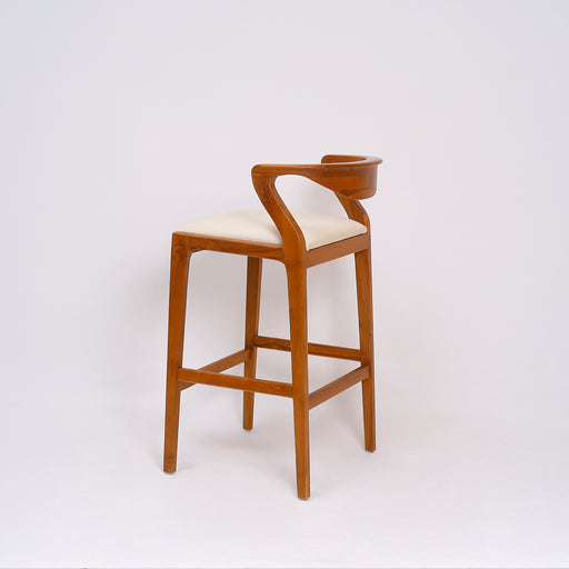 Made with Responsibly sourced Indonesian timber. Discover the perfect harmony of form and function with our Solid Wood Bar Chair, a versatile seating solution designed to effortlessly transition between indoor and outdoor spaces.
 
Dimension 
Seat to floor - 76cm
Seat -  45 X 50cm 
Total - 96 cm