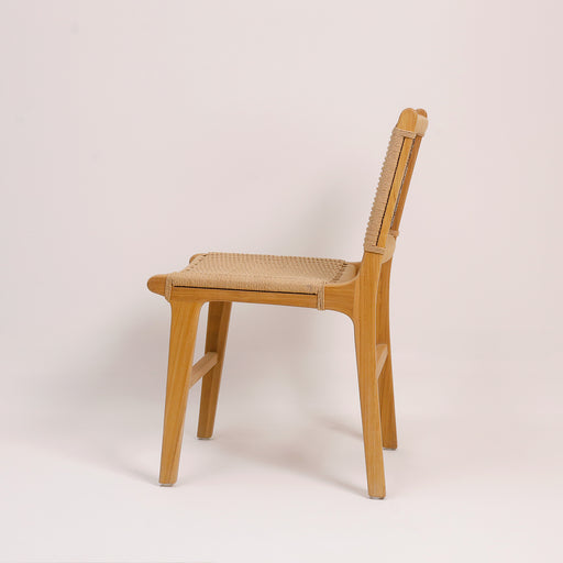 Upgrade your dining space with our elegantly crafted Svenska dining chair. Its natural finish brings warmth to any room, while the sturdy construction ensures durability for years to come. The sleek, contoured backrest offers ergonomic support, making it perfect for long, relaxed meals or gatherings. Whether you're hosting a dinner party or enjoying a casual family meal, our wood dining chair is the perfect blend of style and function, adding a touch of rustic charm to your home.
Overall dimensions:
seating length 45cm × depth 42cm x height 47cm 
Total backrest height: 85cm 