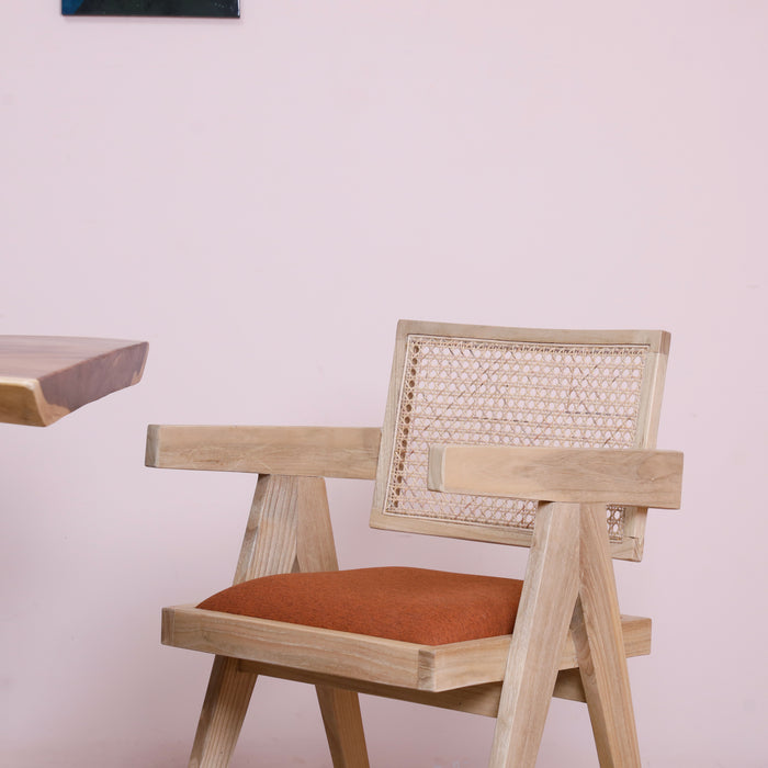 Boston Chair with Cushion