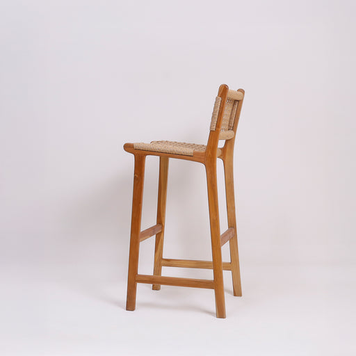 Add an instant touch of style to your bar with this solid wooden indoor bar chair, available in two elegant variants.
Natural Loom – Overall Dimensions:Seating: 45cm × 40cmTotal Height: 110cmSeating to Floor: 74cm
Rattan – Overall Dimensions:Seating: W42cm × D37cmTotal Height: 116cmSeating to Floor: 75cm