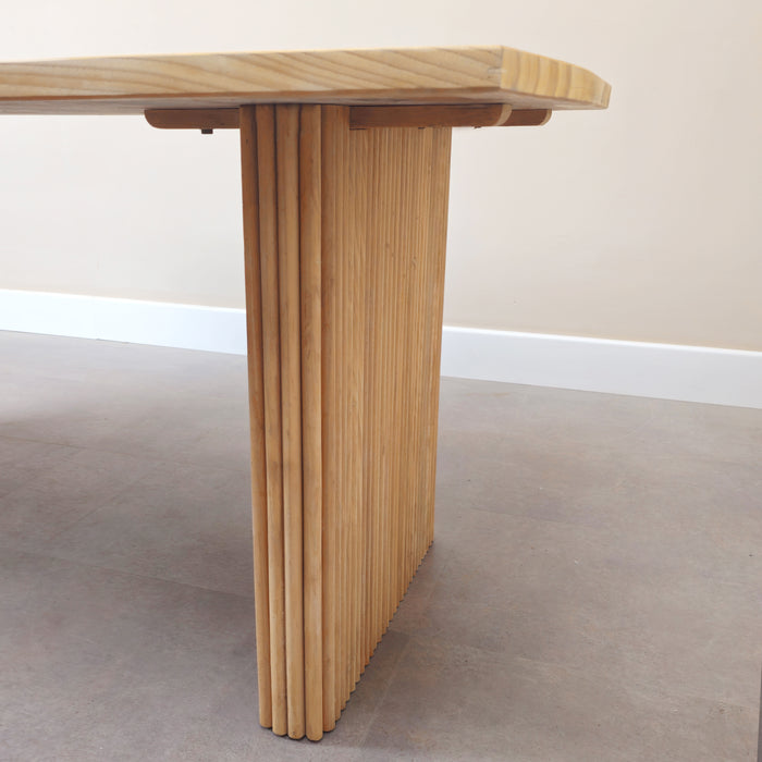 Seraphina Dining Table