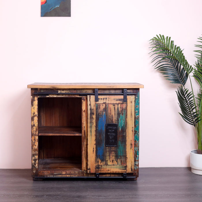 Romania Sideboard