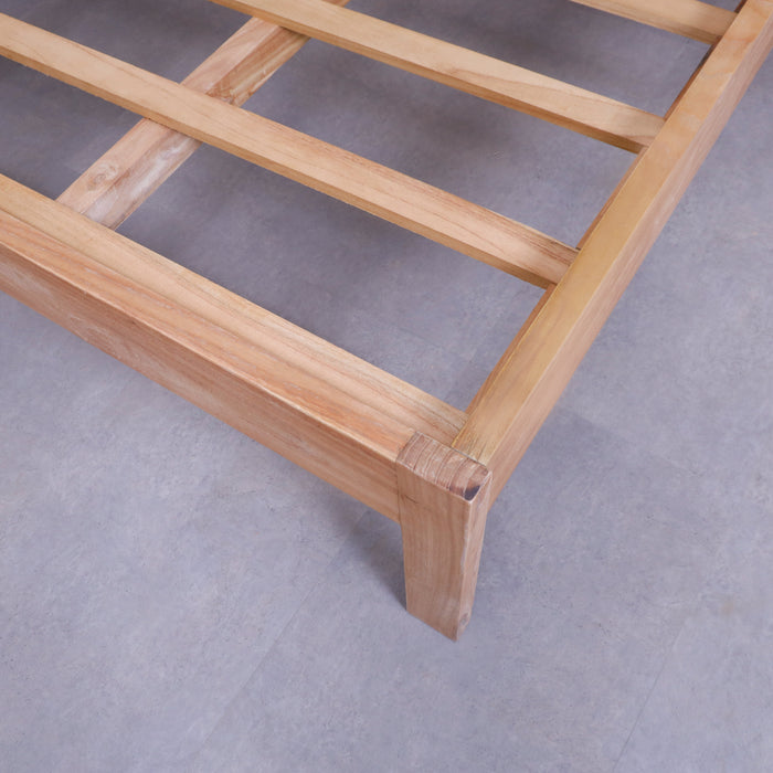 Tirana Bed