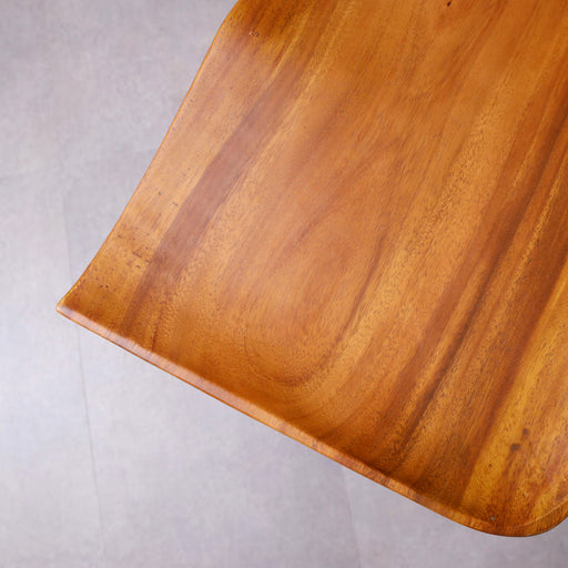 
Add a touch of modern designer style to your home with this wooden slab.
Total height : 74cm (legs can be customised)
Note : Each slab is unique and has its own characters.
Custom dimensions will cost additional.
