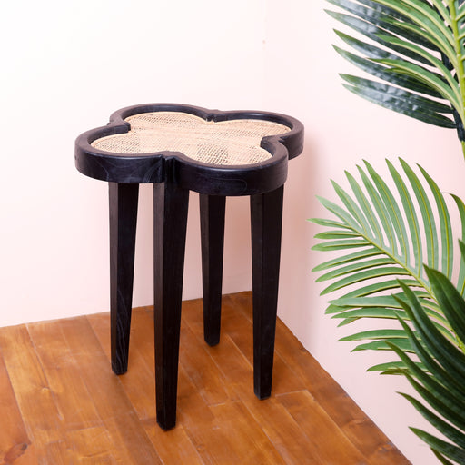 
Add an instant touch of style to your decor with this natural solid wooden stool and Rattan Seating.Dimensions – Top : 53 x 51 cmTotal height : 61 cm