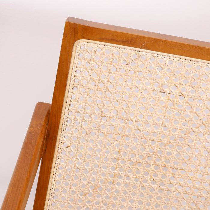 Clyra Lounge Chair