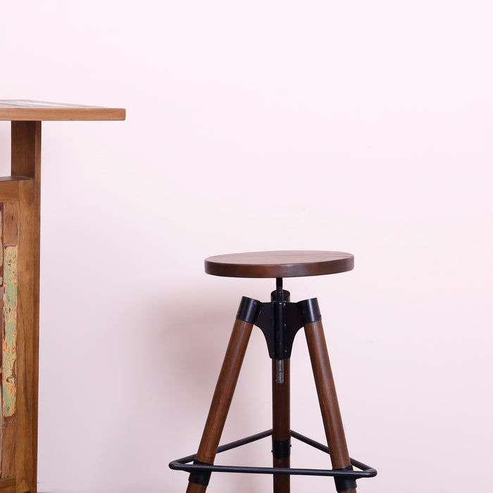 Fukoyama Bar Stool