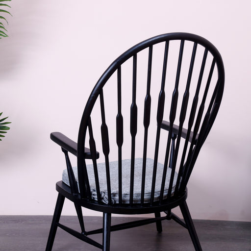 Elevate any occasion with our timeless solid wood lounge chairs, available in two stylish colors: classic black with cushion or natural with loom seating.
overall dimensions:

seating L58×W50×H37×backrest H109×arm-to-arm 66 