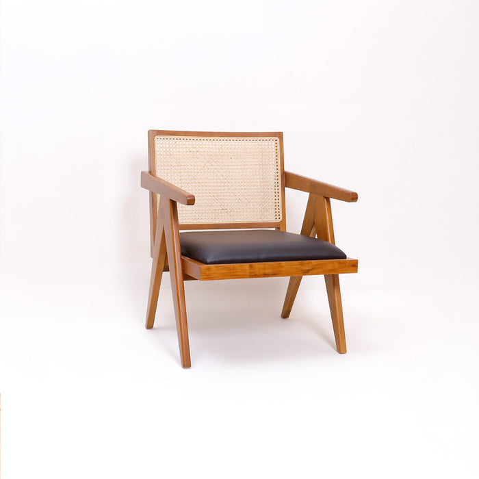 Clyra Lounge Chair