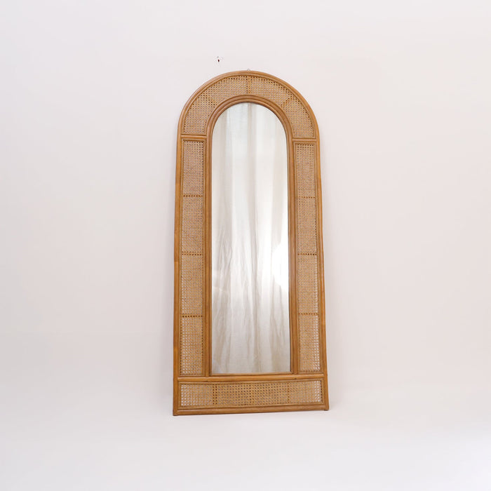 Calen Mirror