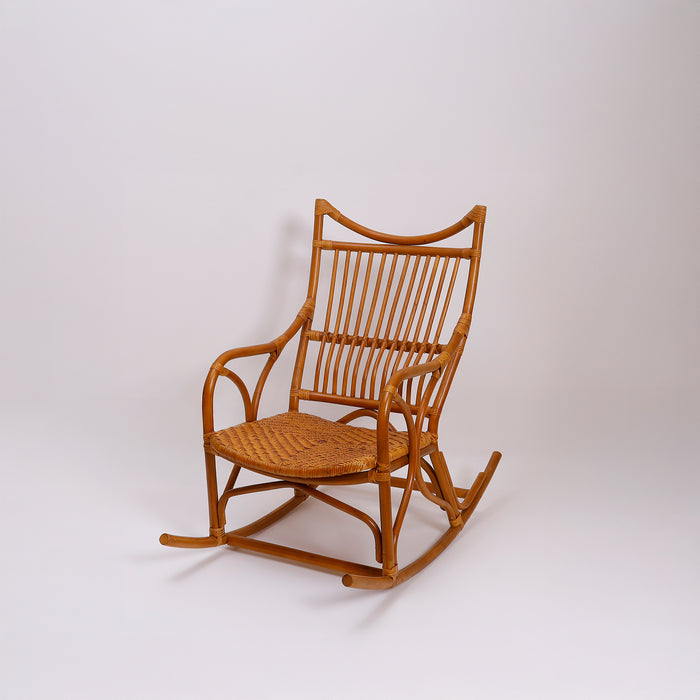 Horizon Lounge Chair-01