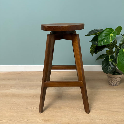 
Elevate your seating experience with our solid wood bar stool. Crafted with precision and durability, it combines style and functionality seamlessly.Dimensions â€“ Seating Diameter : 35 cmTotal height : 72 cm
