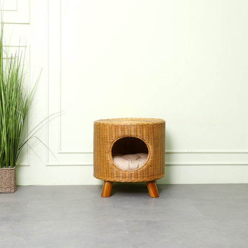 A great place for your pet to snuggle and play, or just lay around and relax!
Dimensions: L43cm x D43cm x H43cm
Note : Cushion is Complimentary