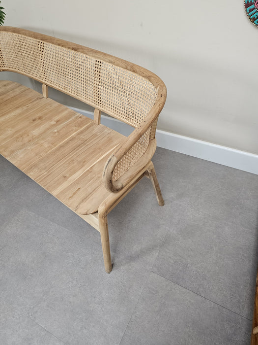 Selene bench-03