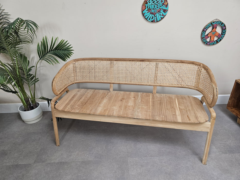 Selene bench