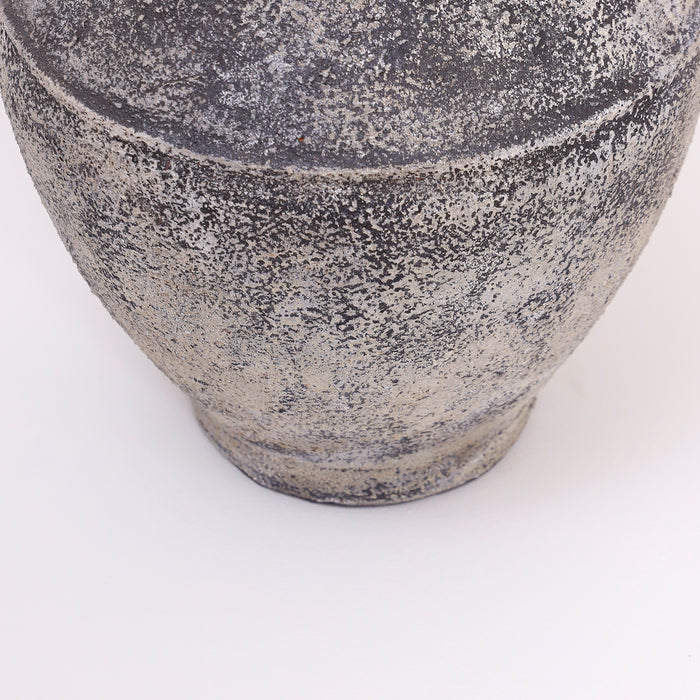 Zyra Vase -04