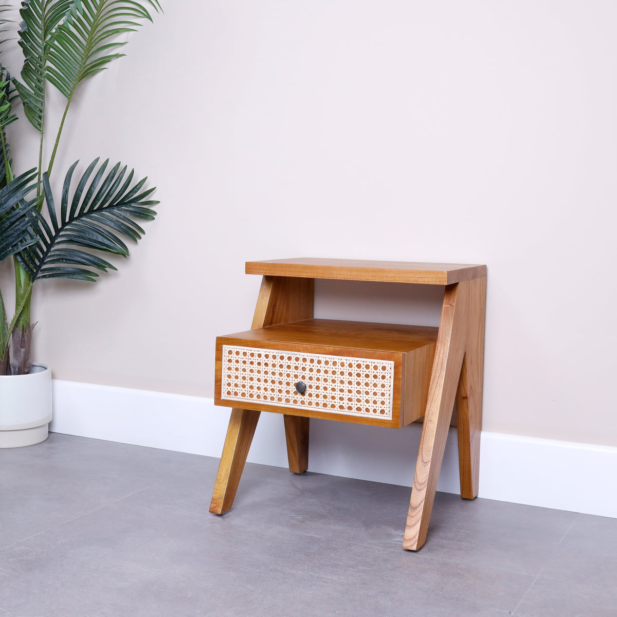 Bedside table online plants