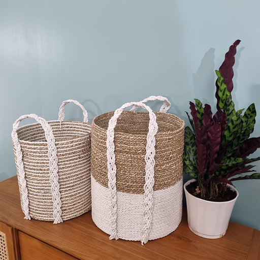 
Add an instant touch of style to your living room with this gorgeous braided basket.Dimensions :Big - 34cm Diameter x Height 38cmSmall - 30cm Diameter x Height 32cm