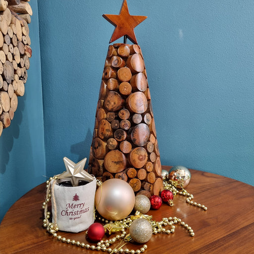 
Add a touch of modern designed style to your home with this Free-Standing Wooden Tree ideal for Christmas Season.Dimensions -Bottom: 20cm diameterTotal height : 45cm