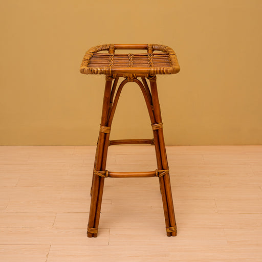 
A high-quality stool with a classic, functional design to fit any home.Dimensions - Seating : 46cm x 40cm Total height : 74cm
