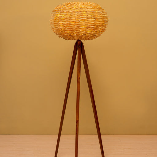 Standing Cleopatra Tripod Lamp